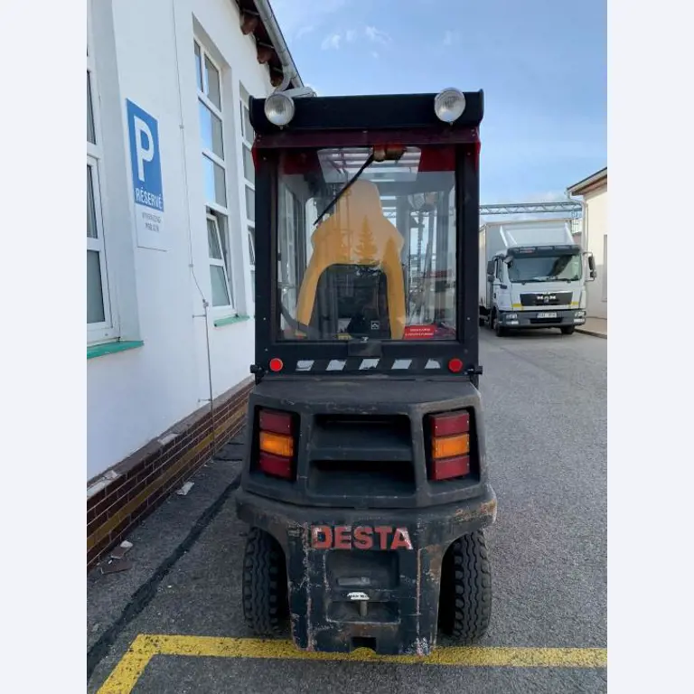 Kovoobrábecí stroje a pracovní obuv-2